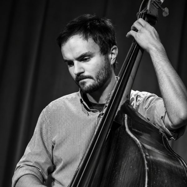 Max-Mucha-cb